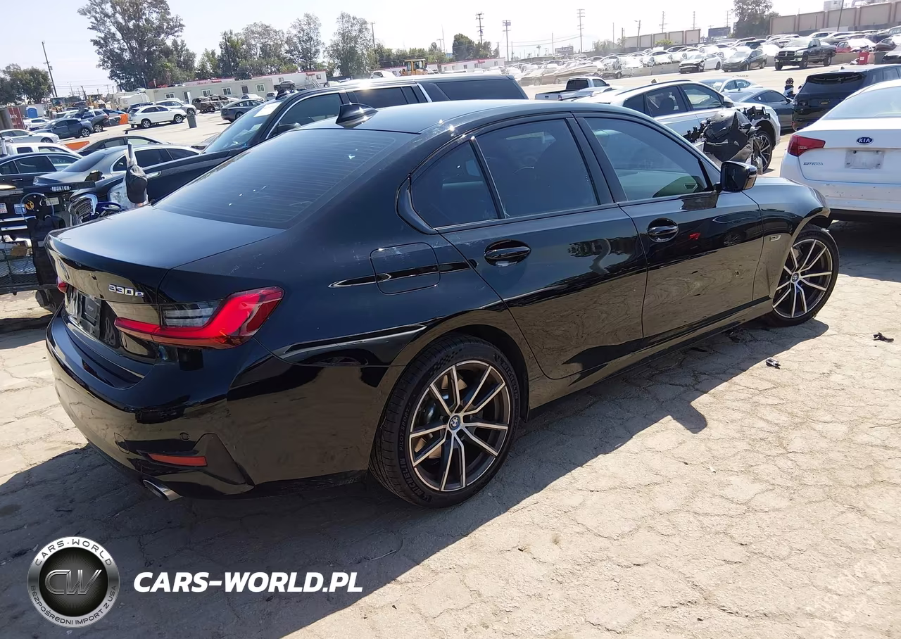 2022 BMW 330E VIN:3MW5P7J04N8C56208 - 4