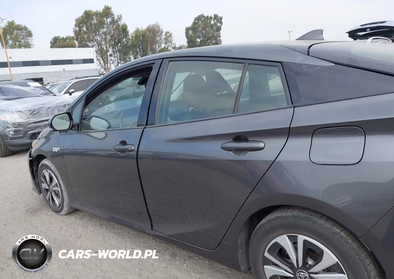 2017 Toyota Prius Prime Plus VIN:JTDKARFP0H3005689 - 14