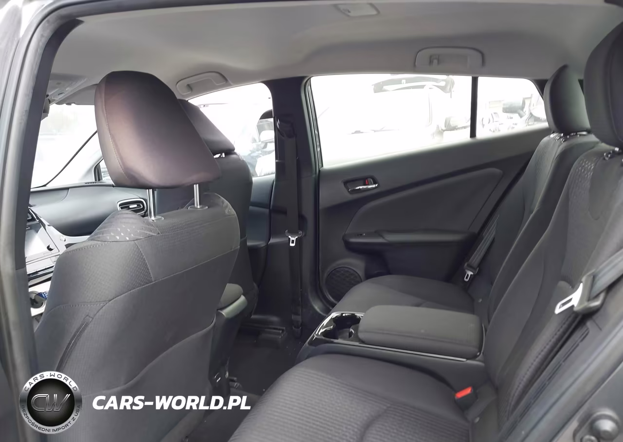 2017 Toyota Prius Prime Plus VIN:JTDKARFP0H3005689 - 18
