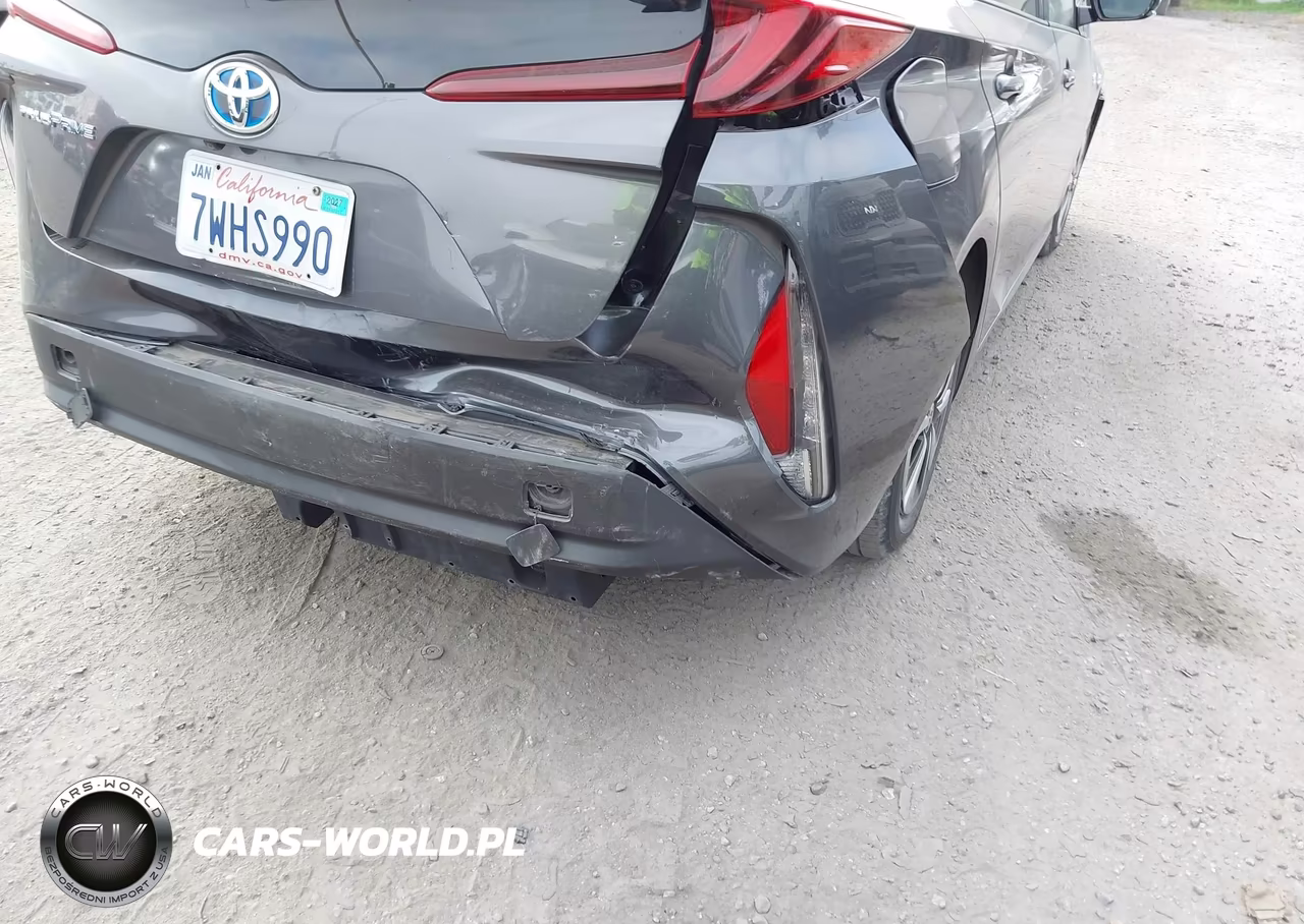 2017 Toyota Prius Prime Plus VIN:JTDKARFP0H3005689 - 6