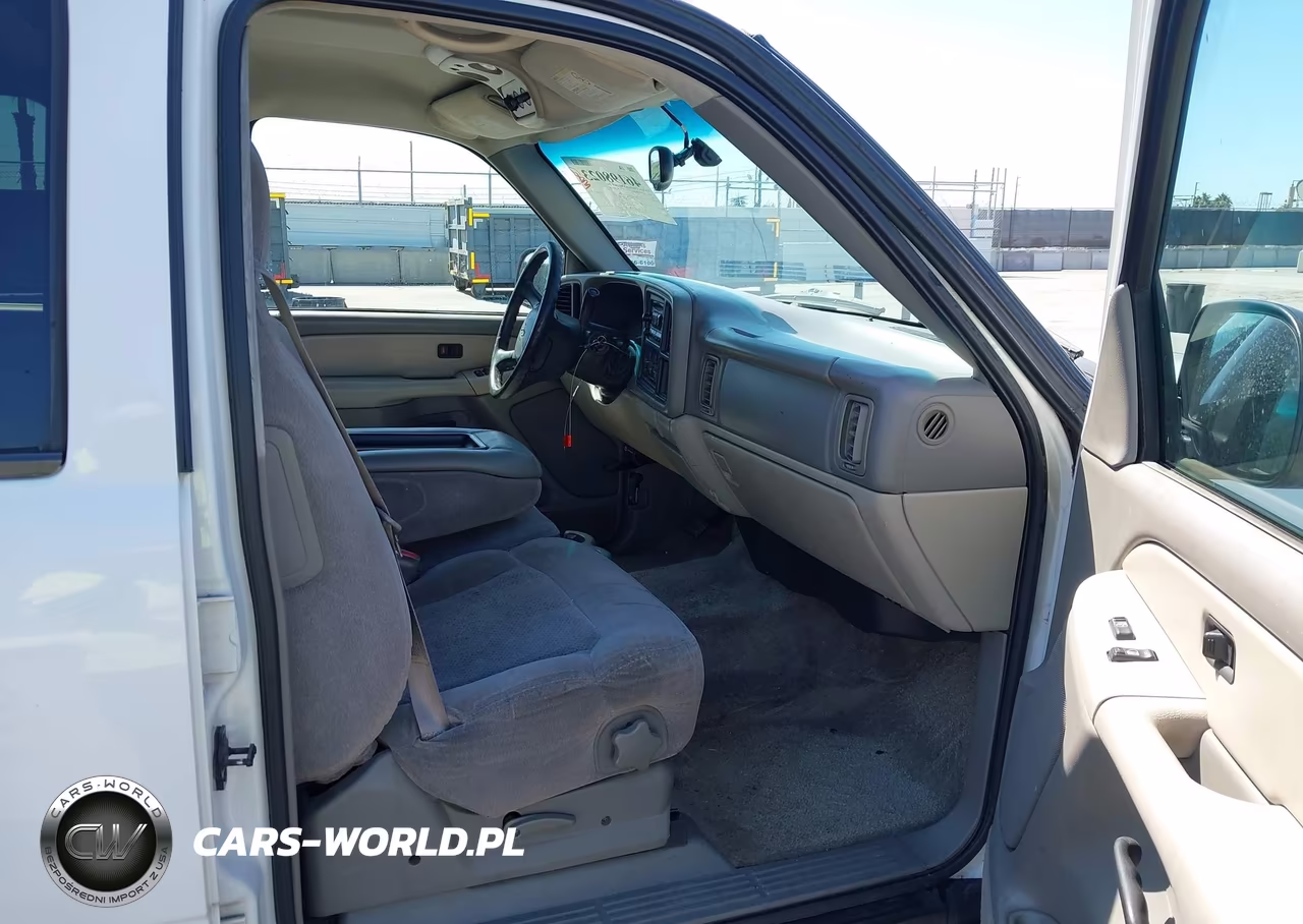 2001 Chevrolet Suburban C1500 VIN:3GNEC16T41G186666 - 5