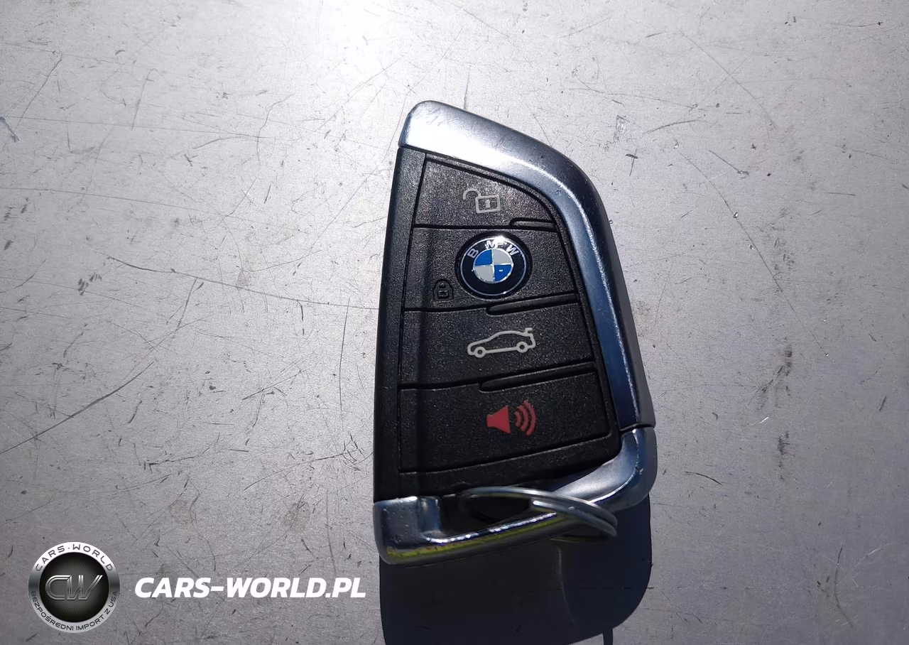 2018 BMW X5 xDrive50I VIN:5UXKR6C54J0U14634 - 11