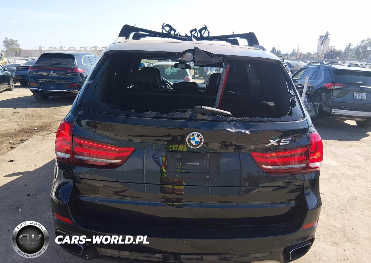 2018 BMW X5 xDrive50I VIN:5UXKR6C54J0U14634 - 6