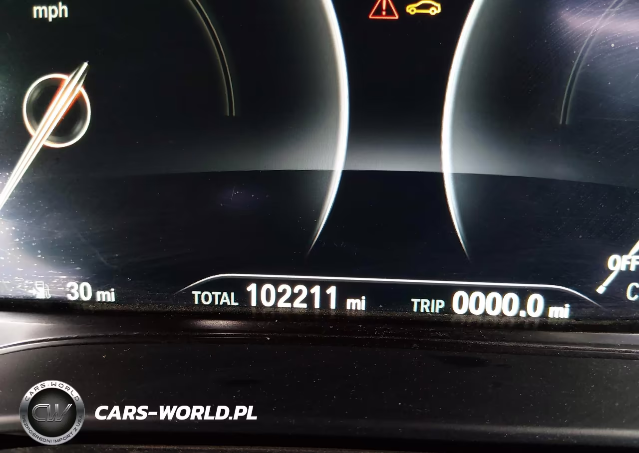 2019 BMW 530I VIN:WBAJA5C56KWW49210 - 15