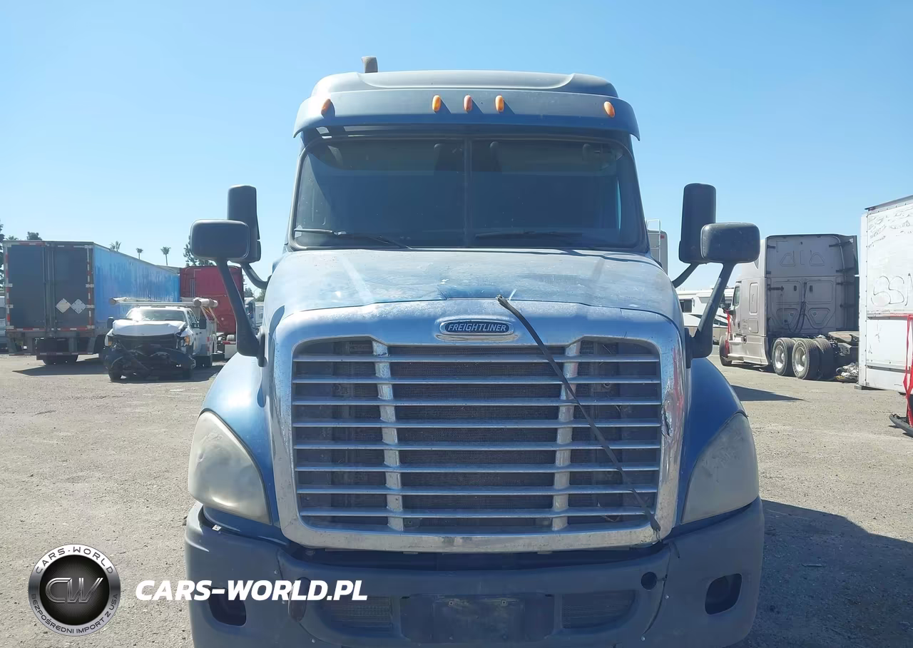 2014 Freightliner Cascadia 125 VIN:3AKJGLD5XESFX4778 - 12