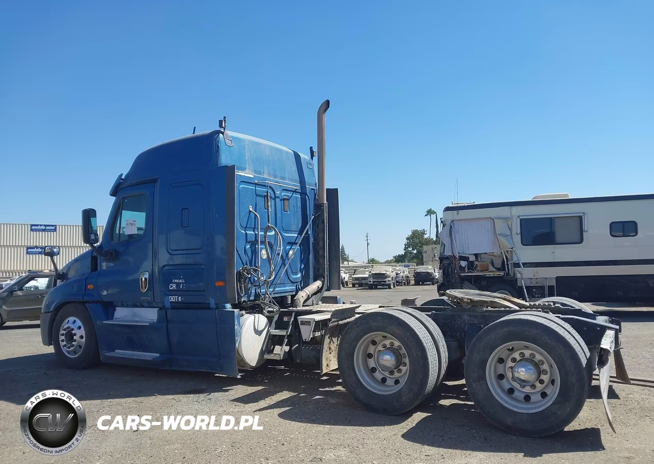 2014 Freightliner Cascadia 125 VIN:3AKJGLD5XESFX4778 - 14