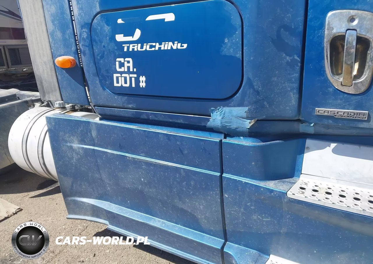 2014 Freightliner Cascadia 125 VIN:3AKJGLD5XESFX4778 - 19