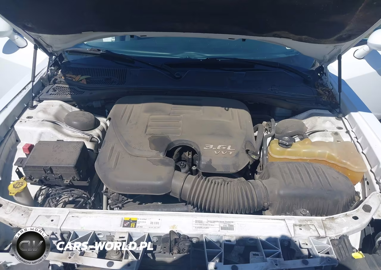 2015 Dodge Challenger Sxt VIN:2C3CDZAGXFH793544 - 10