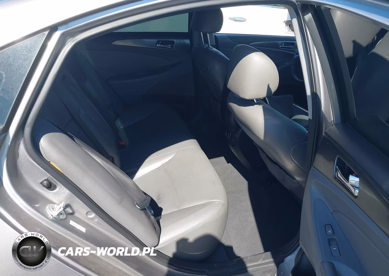 2012 Hyundai Sonata Hybrid VIN:KMHEC4A48CA036888 - 8