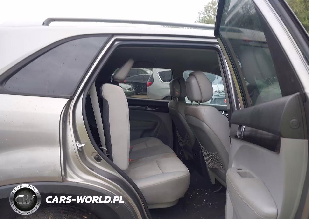 2011 Kia Sorento Lx V6 VIN:5XYKT4A2XBG161069 - 8