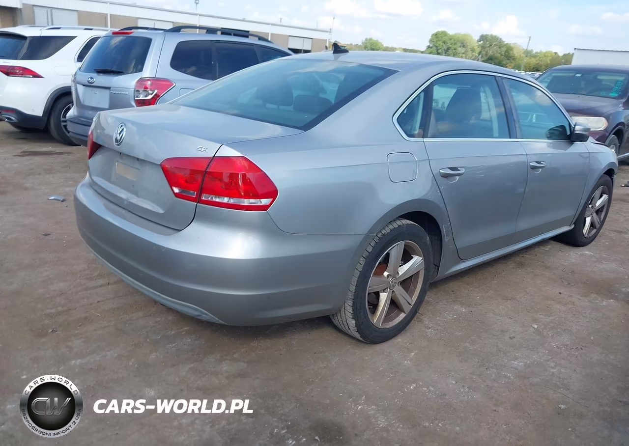 2013 Volkswagen Passat 2.5L Se VIN:1VWBP7A32DC083308 - 4