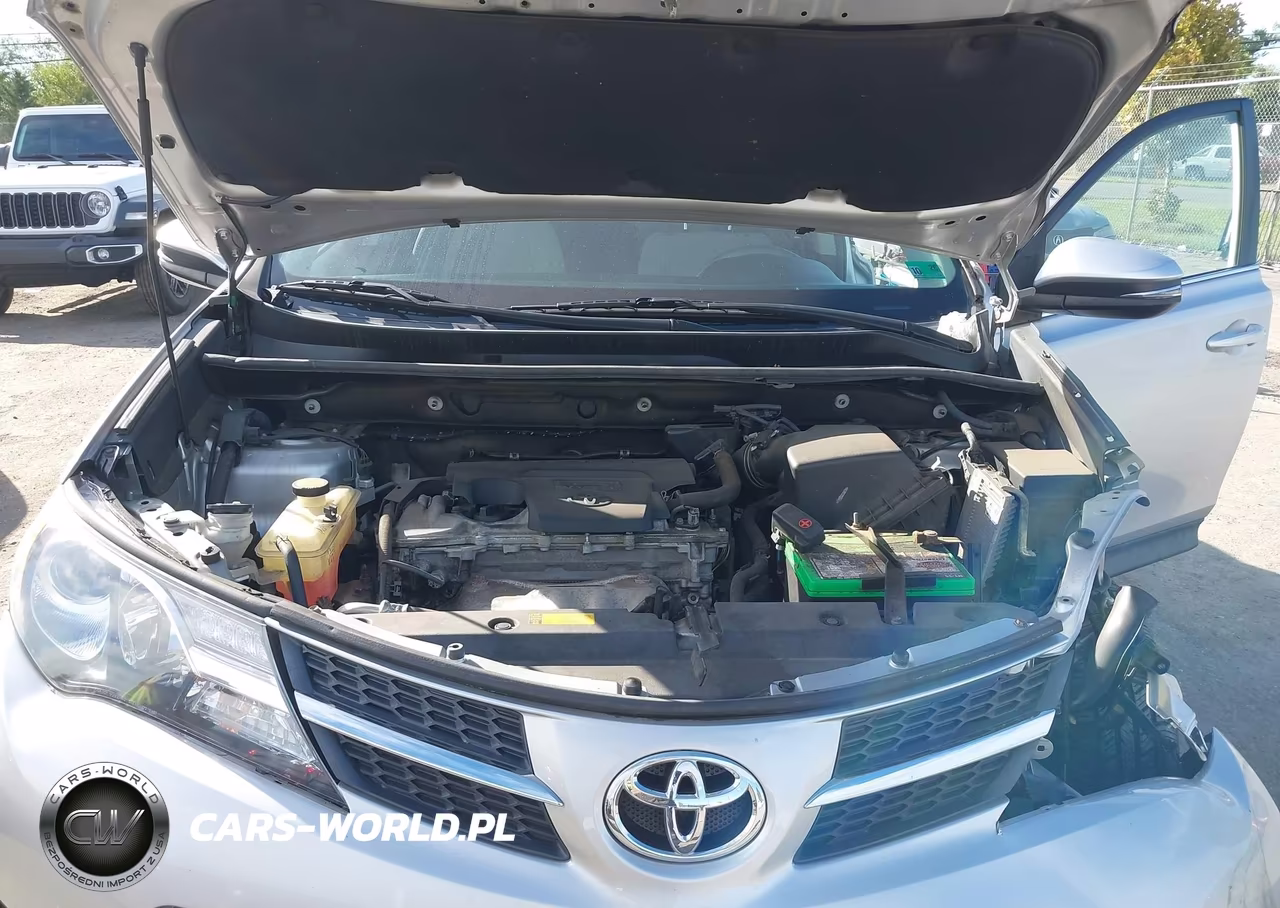2015 Toyota Rav4 Xle VIN:2T3RFREV3FW346966 - 10