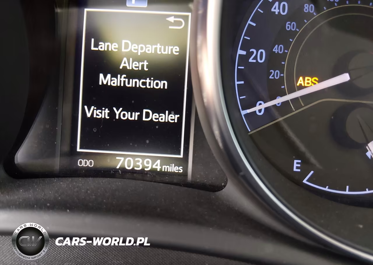 2018 Toyota Corolla Im VIN:JTNKARJE4JJ571597 - 16