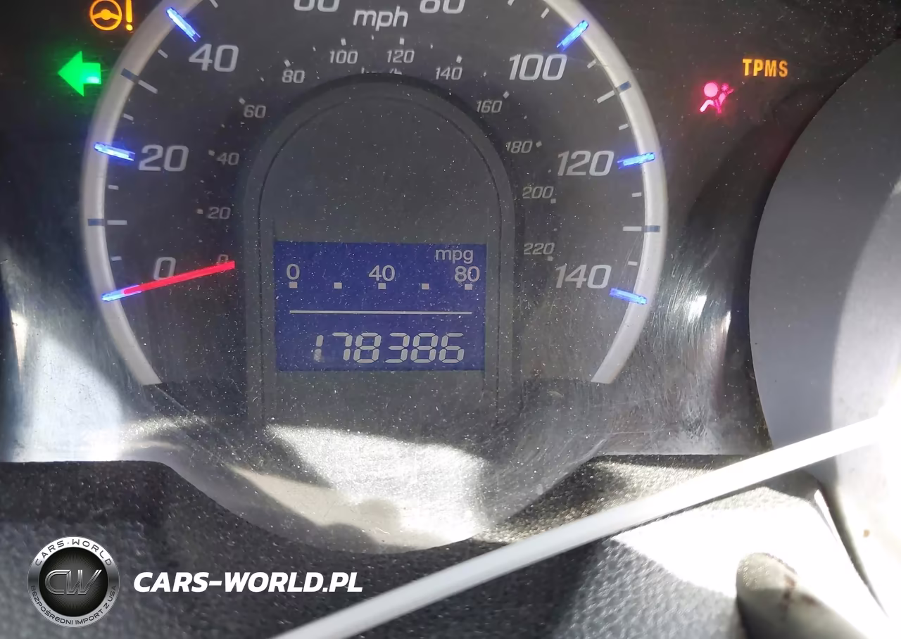 2012 Honda Fit VIN:JHMGE8H30CC040612 - 17
