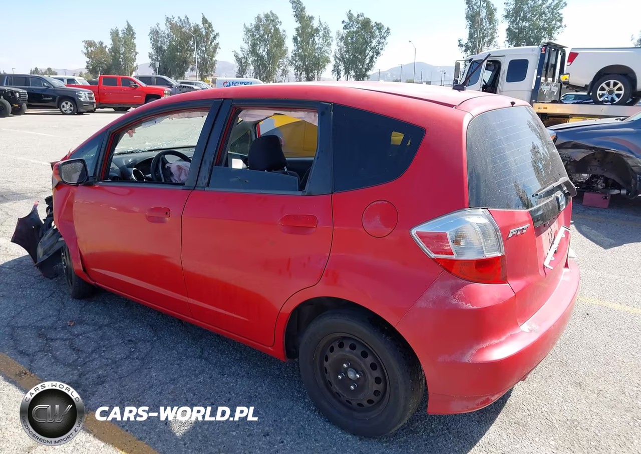 2012 Honda Fit VIN:JHMGE8H30CC040612 - 3