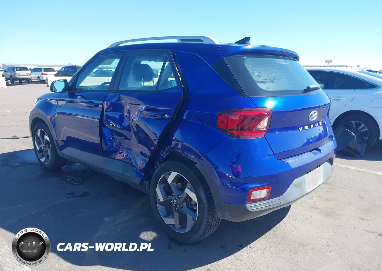 2022 Hyundai Venue Sel VIN:KMHRC8A38NU195542 - 3