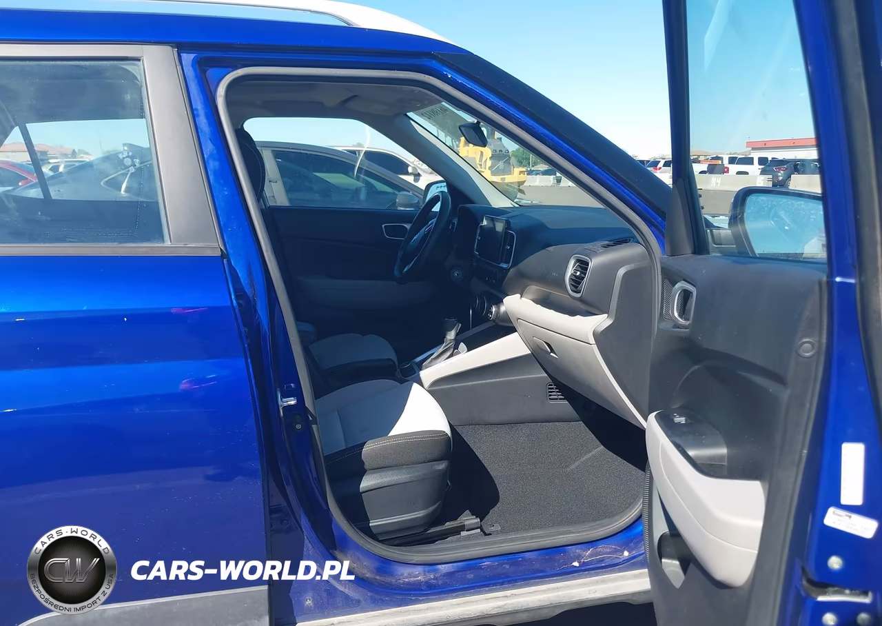 2022 Hyundai Venue Sel VIN:KMHRC8A38NU195542 - 5