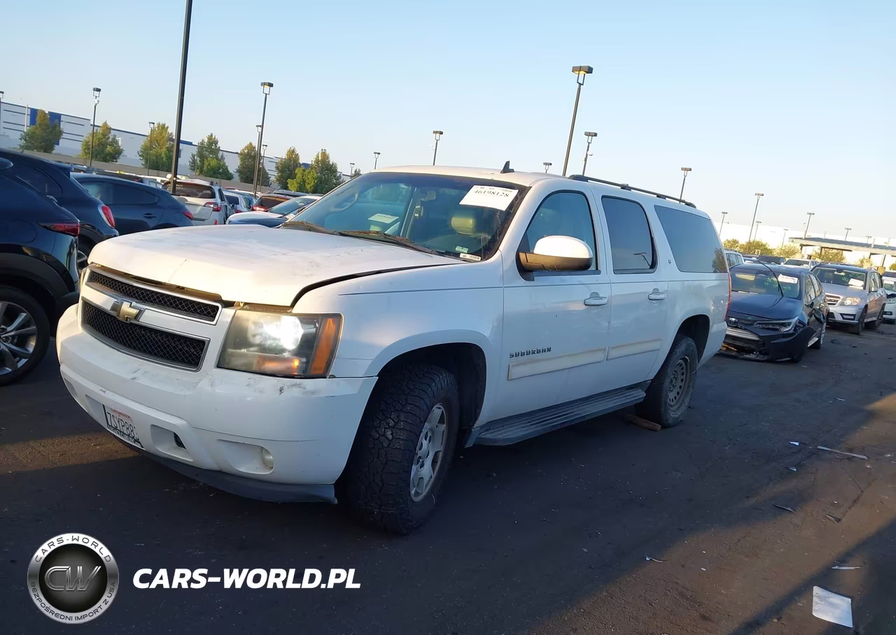 2011 Chevrolet Suburban Lt VIN:1GNSKJE30BR222863 - 14