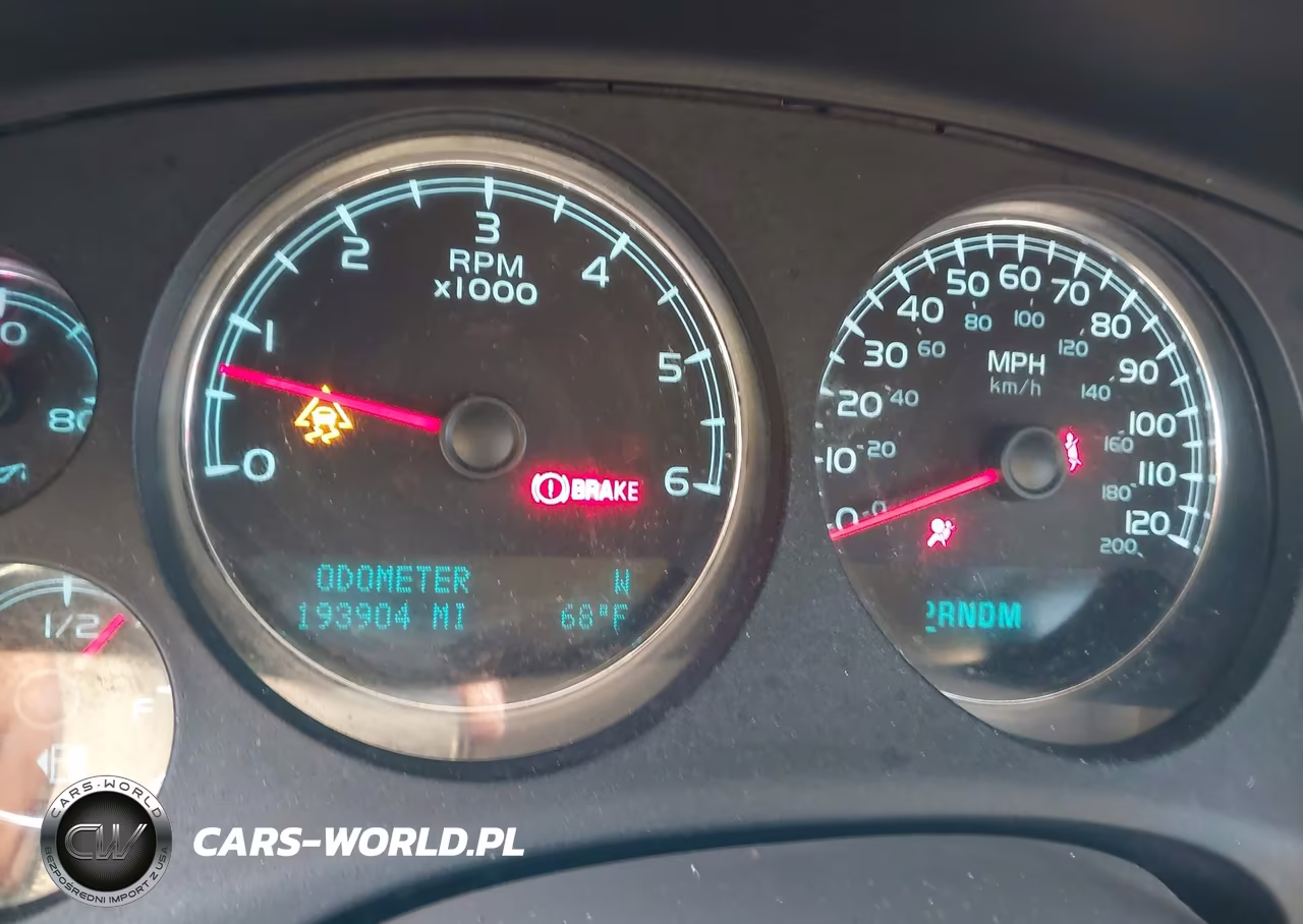 2011 Chevrolet Suburban Lt VIN:1GNSKJE30BR222863 - 15