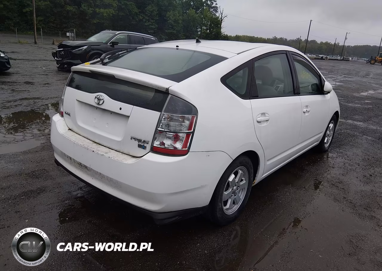 2004 Toyota Prius VIN:JTDKB20U140015324 - 4
