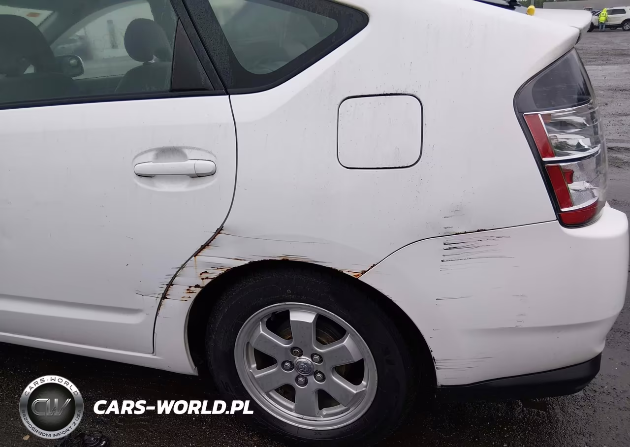 2004 Toyota Prius VIN:JTDKB20U140015324 - 6