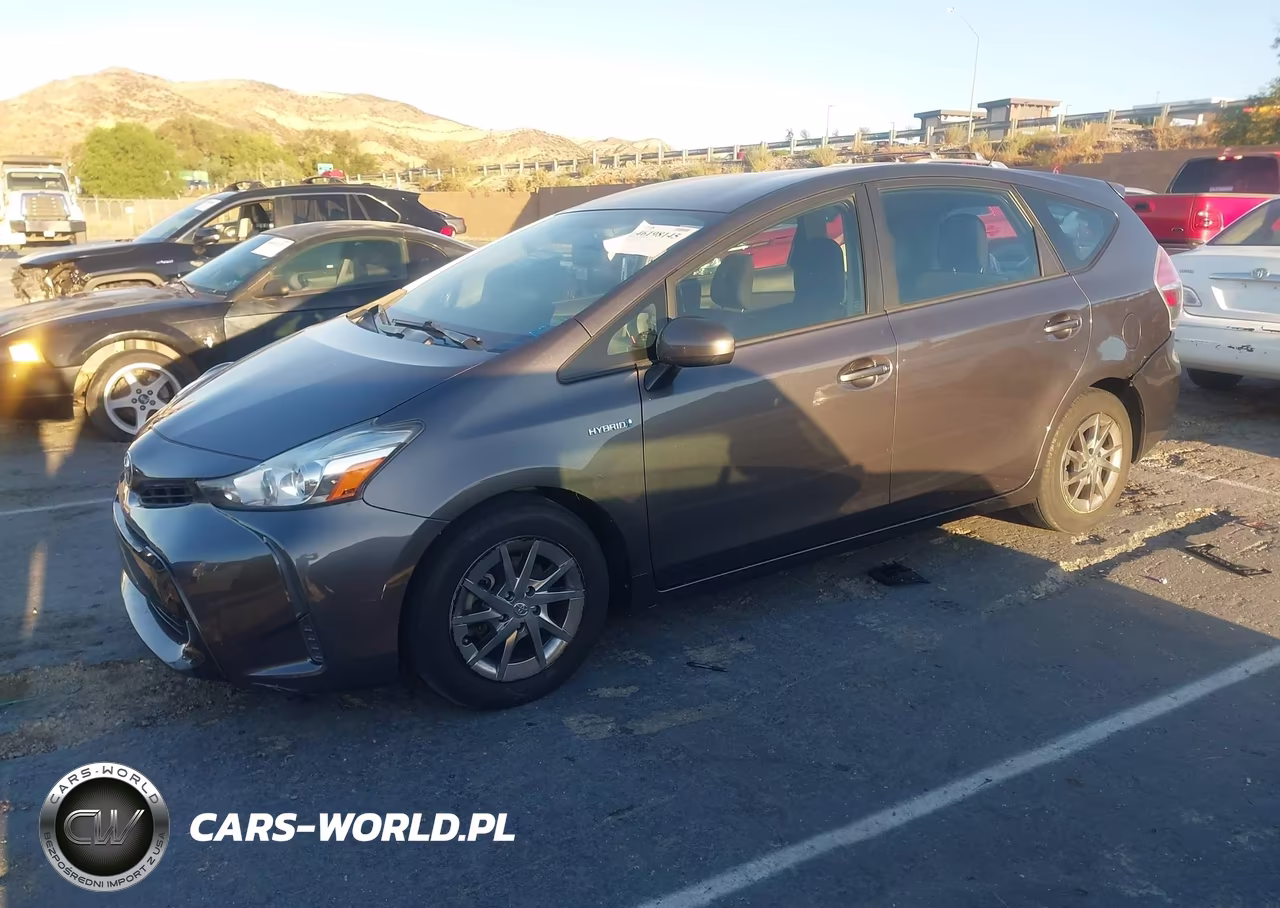 2015 Toyota Prius V Two VIN:JTDZN3EU3FJ034605 - 14