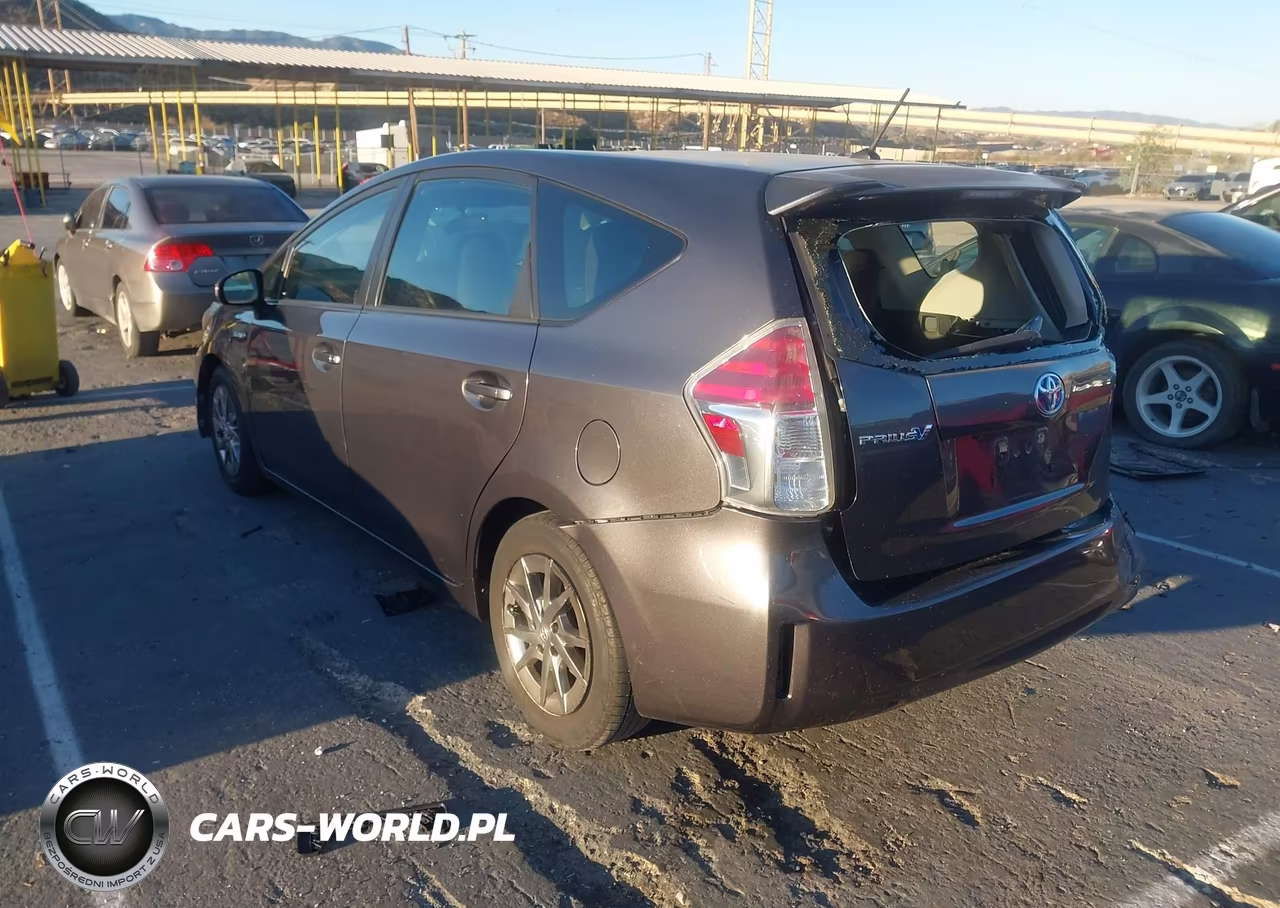 2015 Toyota Prius V Two VIN:JTDZN3EU3FJ034605 - 3