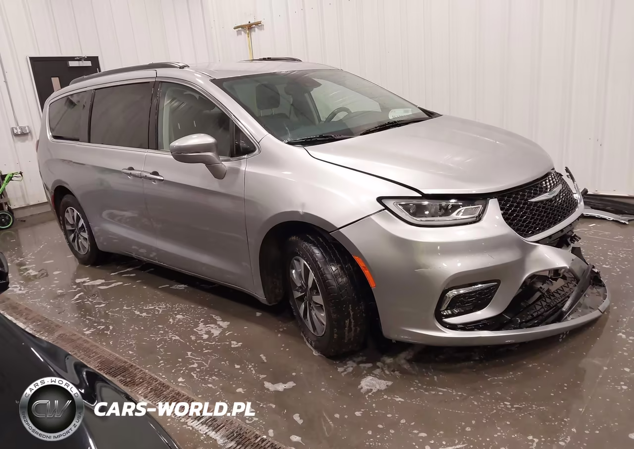 2021 Chrysler Pacifica Hybrid Touring