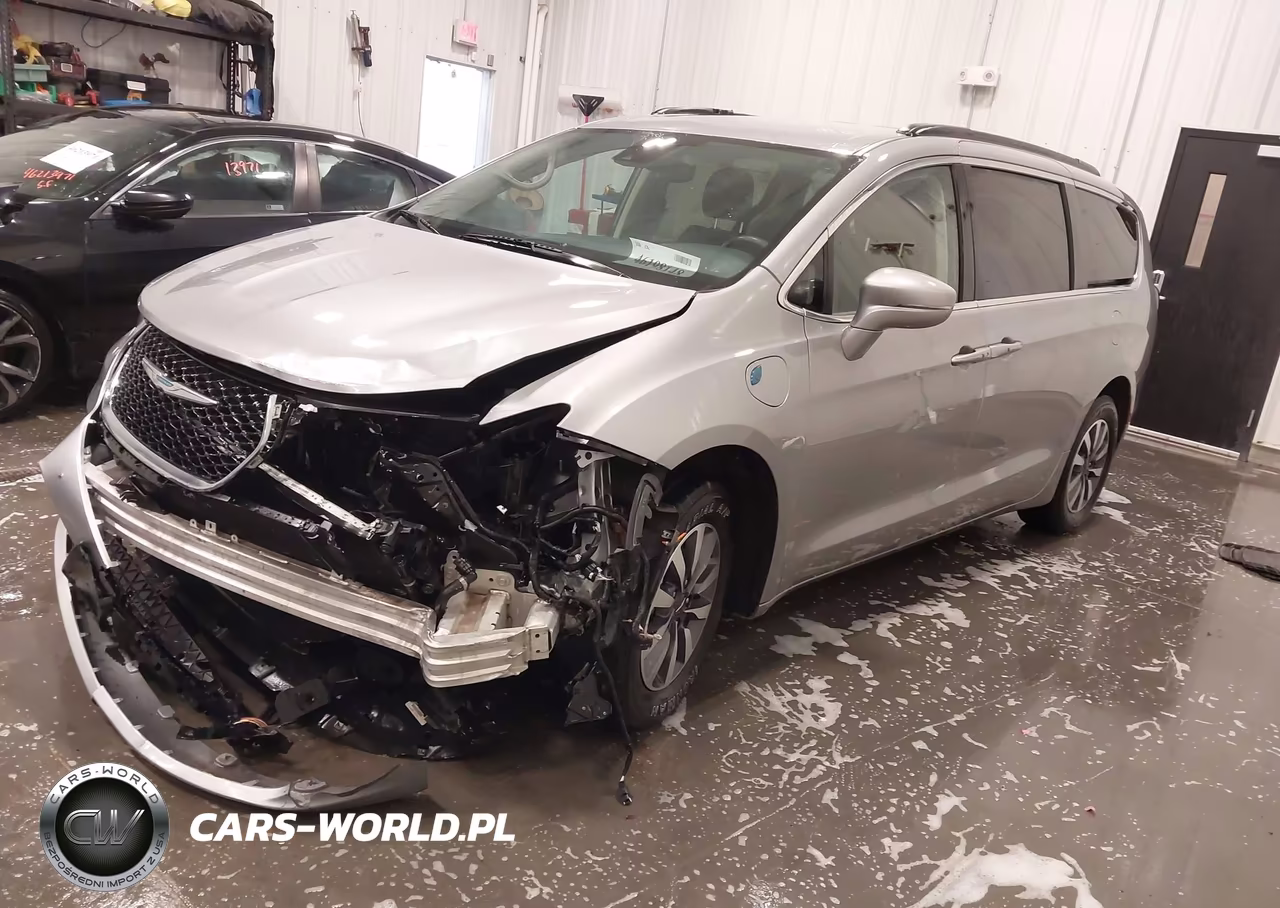 2021 Chrysler Pacifica Hybrid Touring VIN:2C4RC1R75MR525300 - 2