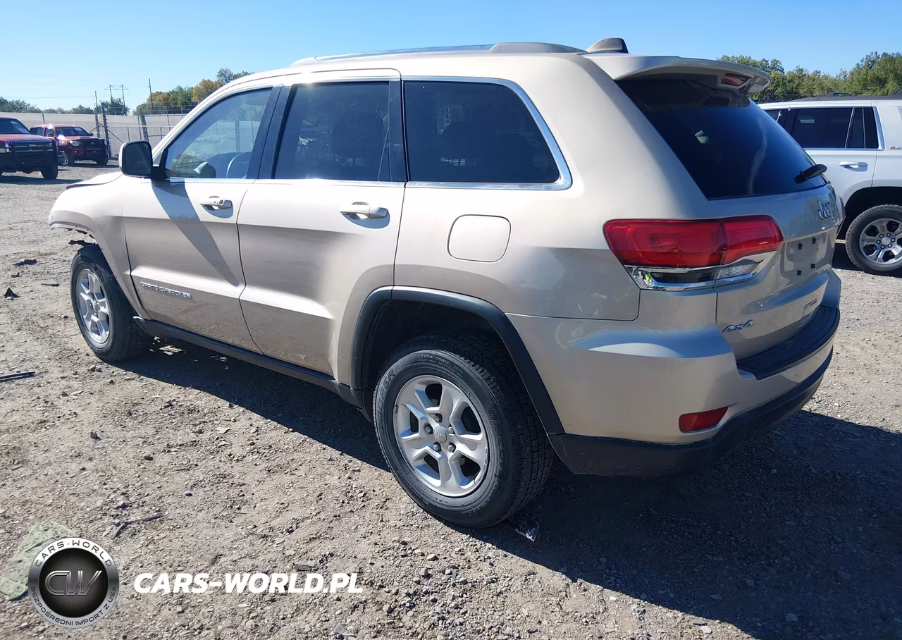 2014 Jeep Grand Cherokee Laredo VIN:1C4RJFAG1EC441273 - 3