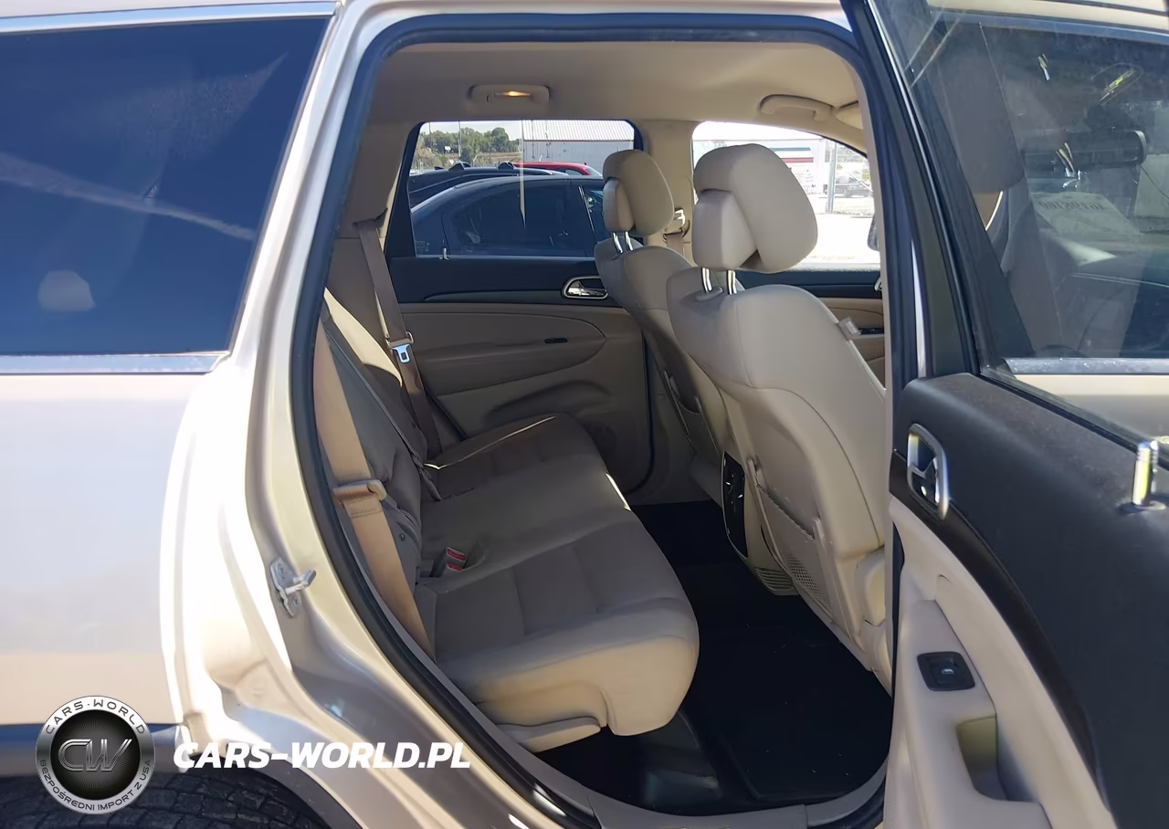 2014 Jeep Grand Cherokee Laredo VIN:1C4RJFAG1EC441273 - 8