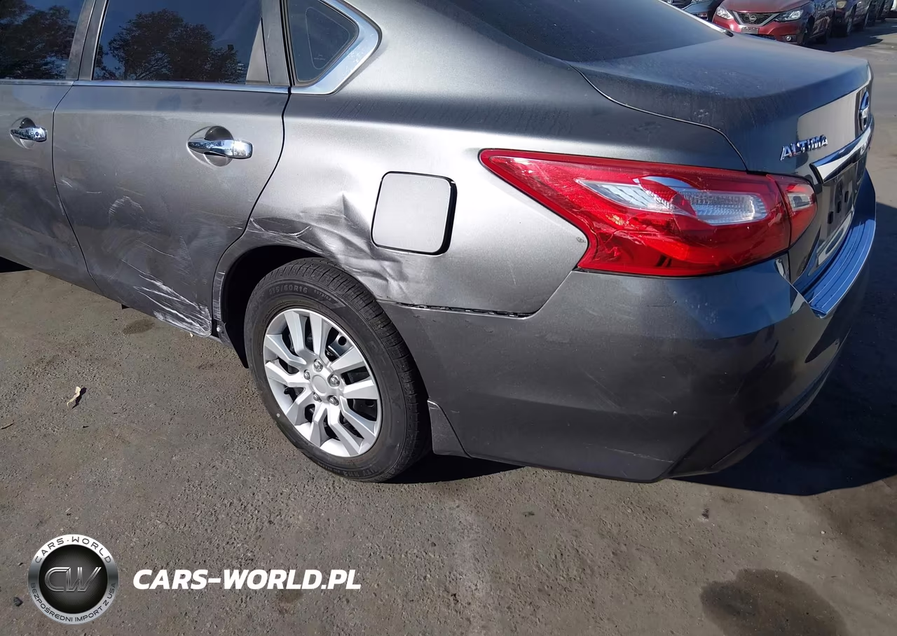 2016 Nissan Altima 2.5 S VIN:1N4AL3AP3GC190545 - 13