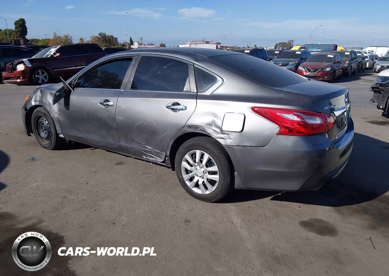 2016 Nissan Altima 2.5 S VIN:1N4AL3AP3GC190545 - 3
