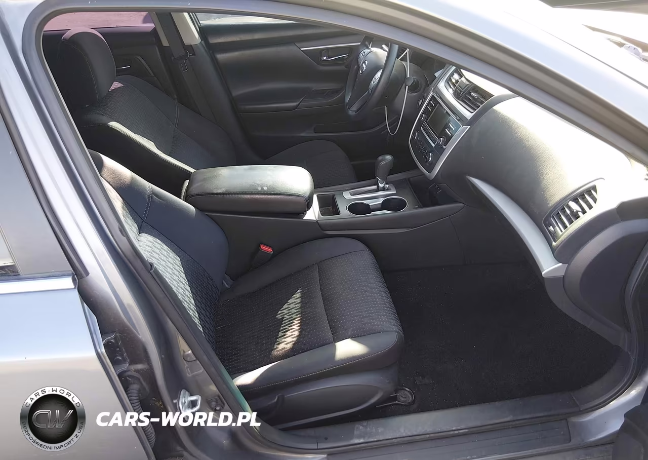 2016 Nissan Altima 2.5 S VIN:1N4AL3AP3GC190545 - 5