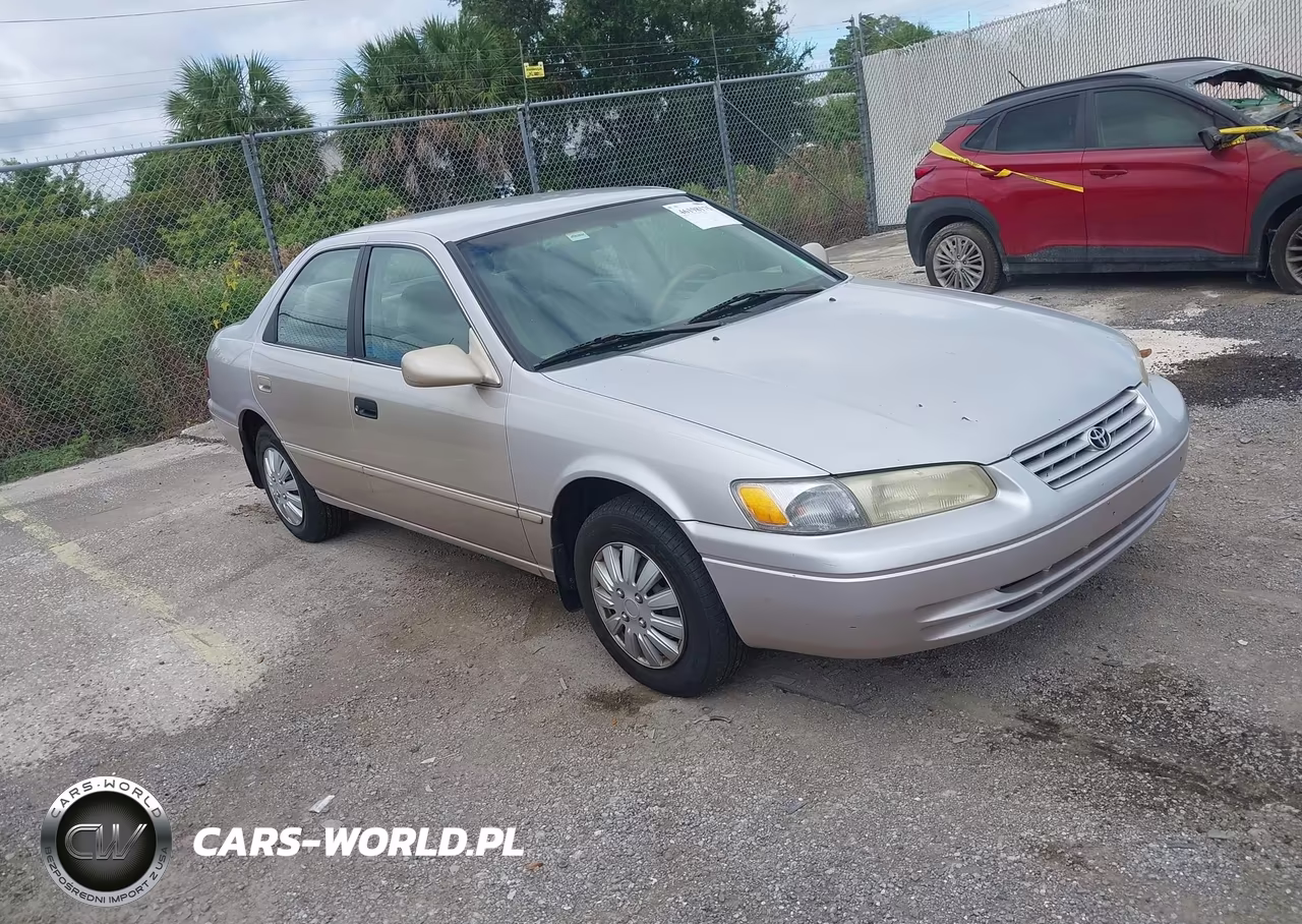 1999 Toyota Camry