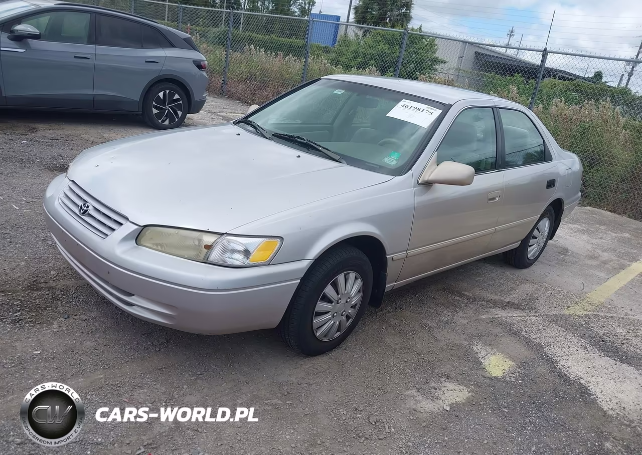 1999 Toyota Camry VIN:4T1BG22K5XU603121 - 2