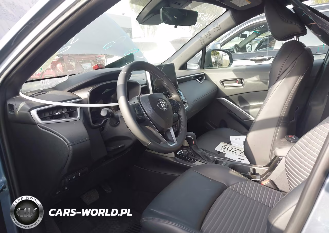 2025 Toyota Corolla Cross Hybrid Xse VIN:7MUFBABG8SV065754 - 18