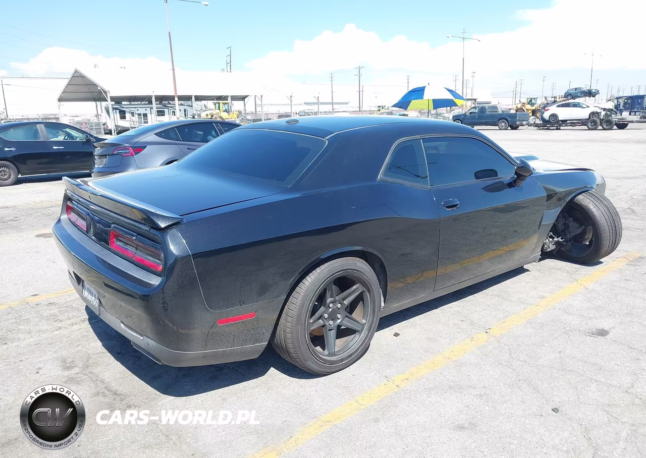 2019 Dodge Challenger Gt VIN:2C3CDZJG8KH672358 - 4