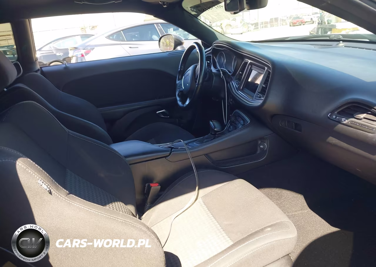2019 Dodge Challenger Gt VIN:2C3CDZJG8KH672358 - 5