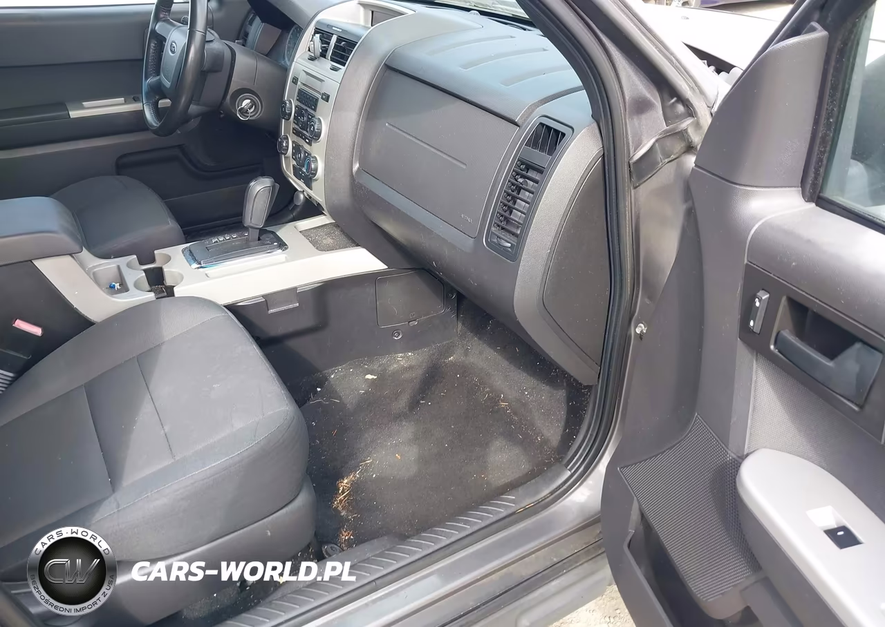 2011 Ford Escape Xlt VIN:1FMCU9DG6BKA08975 - 5