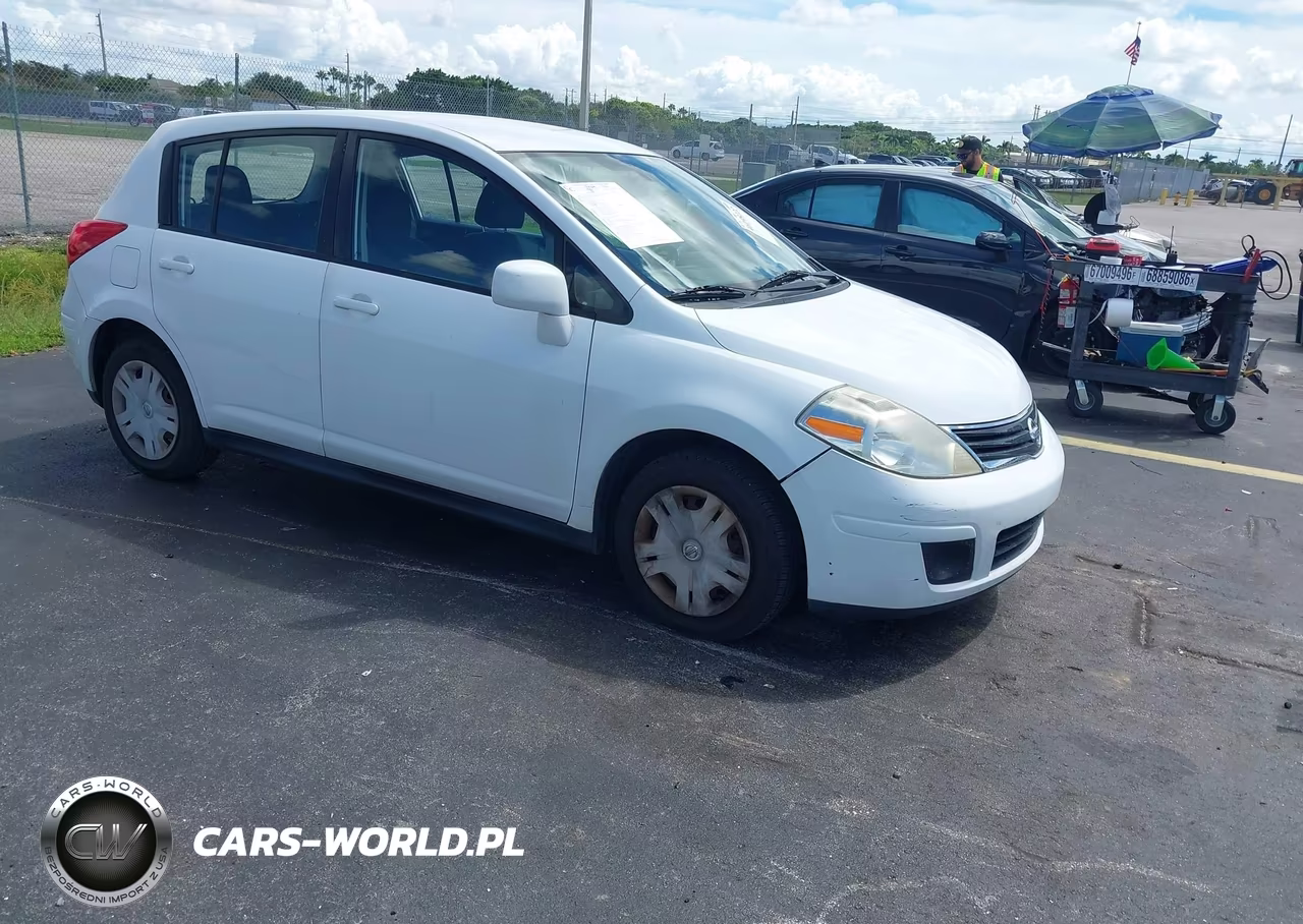 2012 Nissan Versa 1.8 S