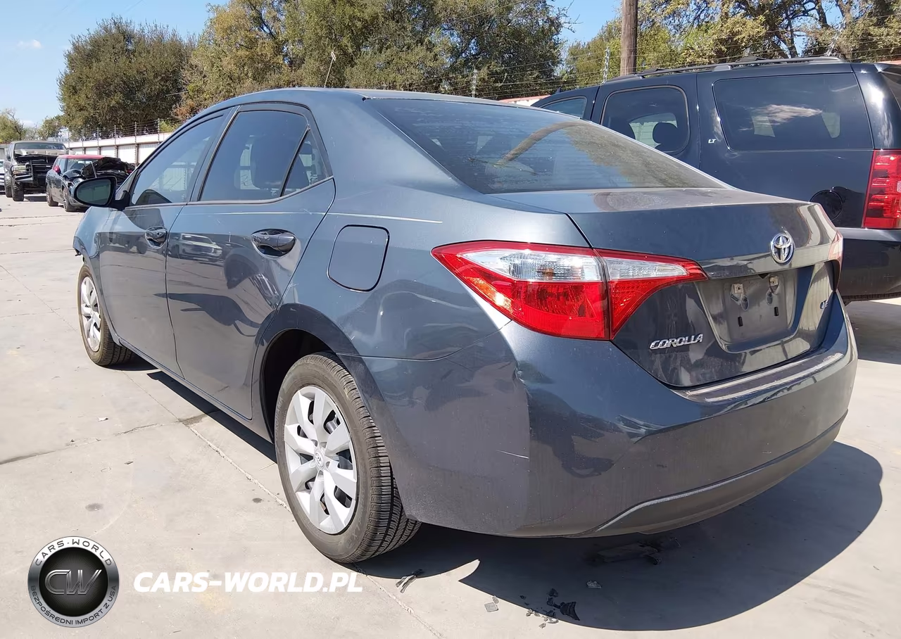 2016 Toyota Corolla Le VIN:5YFBURHE7GP426429 - 3