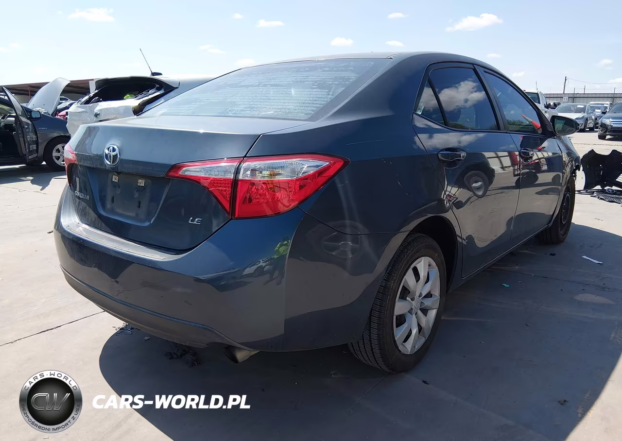 2016 Toyota Corolla Le VIN:5YFBURHE7GP426429 - 4