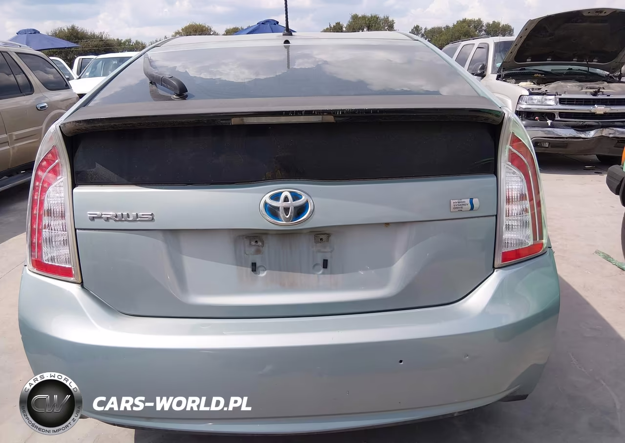 2013 Toyota Prius Two VIN:JTDKN3DU9D1729767 - 16