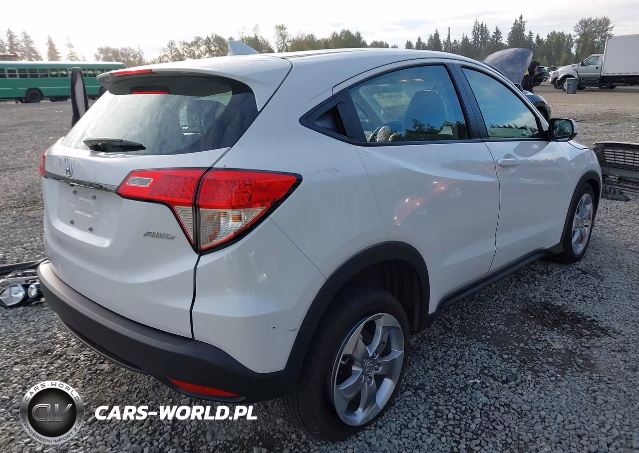 2022 Honda Hr-V Awd Lx VIN:3CZRU6H34NM723832 - 4