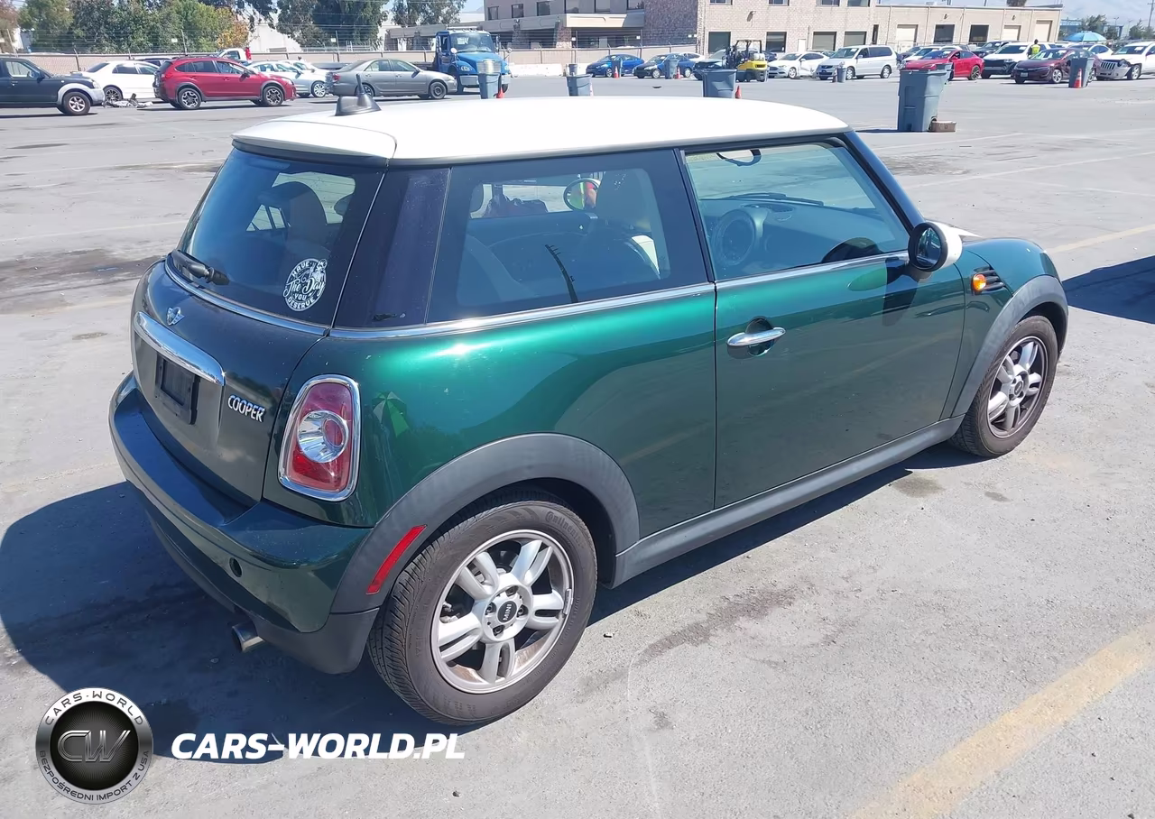 2013 Mini Hardtop Cooper VIN:WMWSU3C54DT690391 - 4