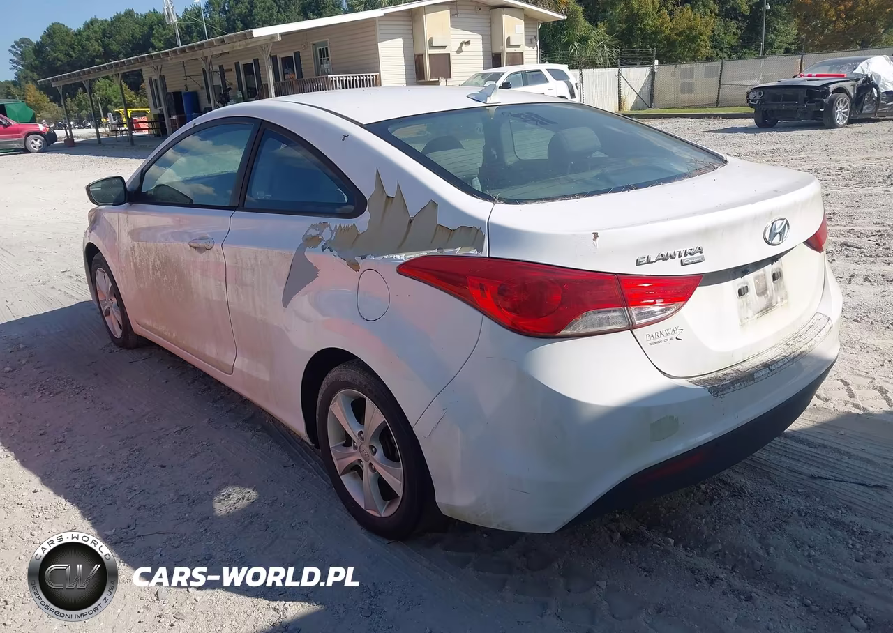 2013 Hyundai Elantra Gs VIN:KMHDH6AE0DU015129 - 3