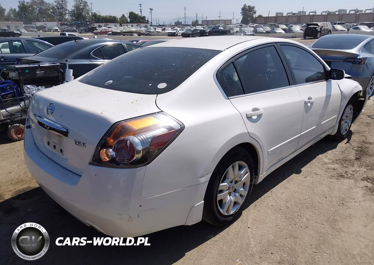 2010 Nissan Altima 2.5 S VIN:1N4AL2AP7AN527658 - 4