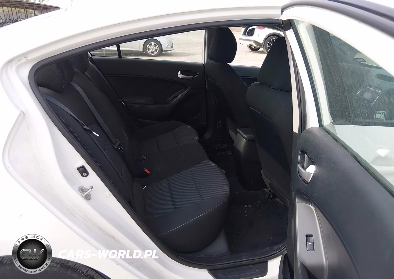 2017 Kia Forte Lx VIN:3KPFK4A72HE122322 - 8