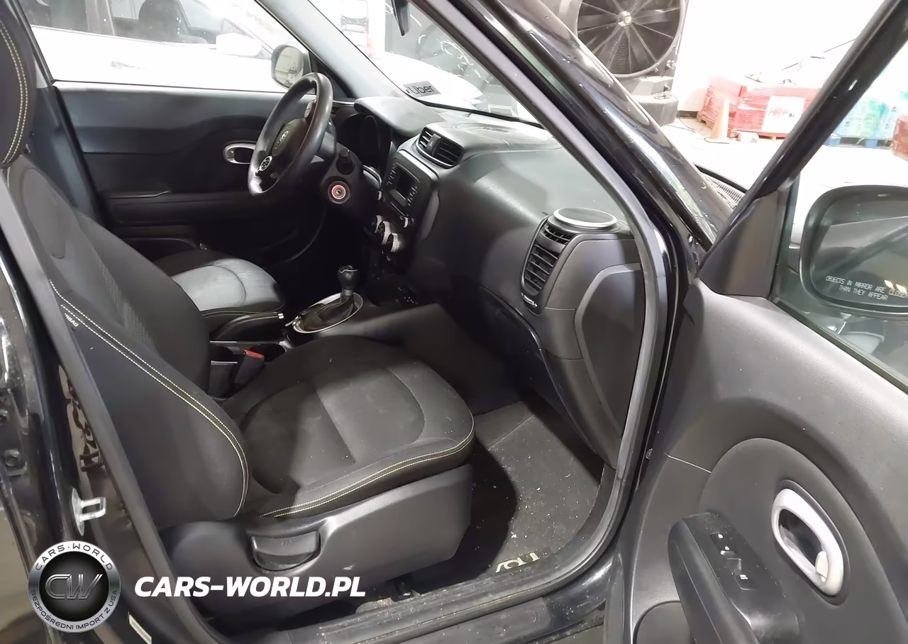 2014 Kia Soul + VIN:KNDJP3A59E7073829 - 5